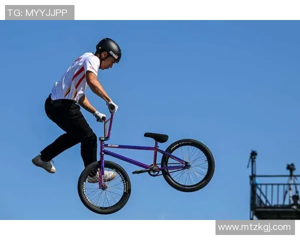 盐城市运会足球比赛精彩直播全程回顾与精彩瞬间分享